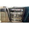 Image 3 : LG STAINLESS STEEL DISHWASHER