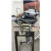 Image 4 : YAMAHA F25ELRX 25 HP OUTBOARD MOTOR ON PORTABLE MOTOR STAND *NO TOP COVER, UNKNOWN WORKING
