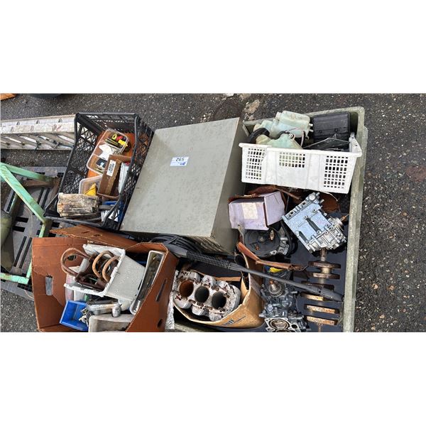 PALLET OF ASSORTED MARINE PARTS *UNKNOWN RUNNING CONDITION*