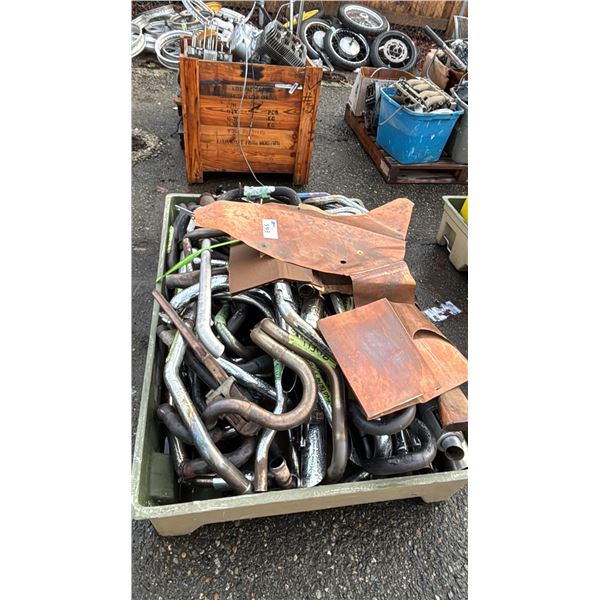 PALLET OF ASSORTED MOTORCYCLE PARTS *UNKNOWN WORKING CONDITION*