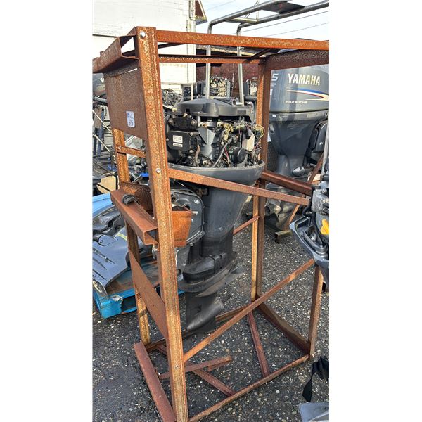 YAMAHA F40ELRY 40 HP OUTBOARD MOTOR IN METAL FRAME *NO COVER, UNKNOWN RUNNING CONDITION*