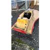 Image 3 : VINTAGE SINGLE-SEATER PONTOON STYLE BOAT *REQUIRES CLEANING*