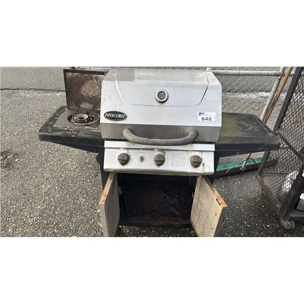 PATIO CHEF STAINLESS STEEL PORTABLE PROPANE BBQ *SOME DAMAGE, CLEANING REQUIRED*