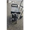 Image 2 : MAGNUM 3-TIER ROLLING CART