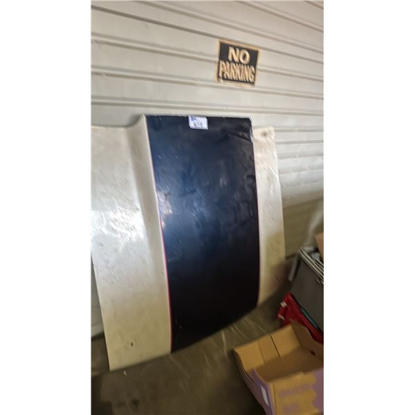 AUTOMOTIVE HOOD