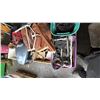 Image 3 : PALLET OF ASSORTED ITEMS INCLUDING; MOTORCYCLE PARTS, LEATHER JACKET, GLOVES & MORE
