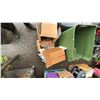 Image 3 : PALLET OF ASSORTED ITEMS INCLUDING; YAMAHA 80 HP OUTBOARD MOTOR COVER, CUT-OFF 2 WHEEL YARD BIN &