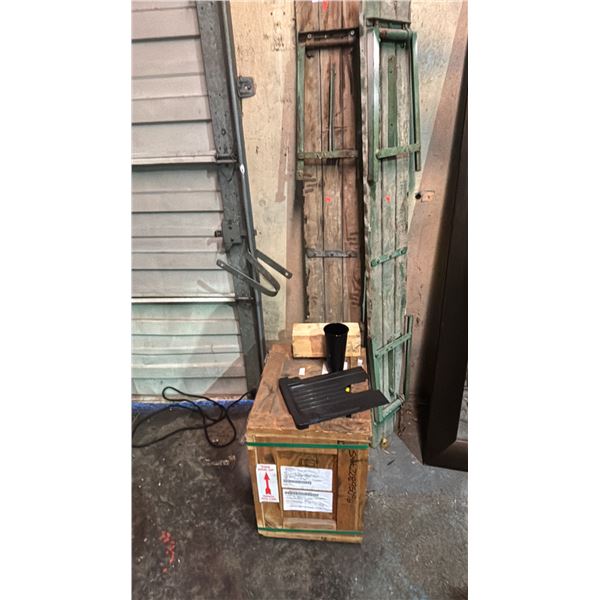 PAIR OF VINTAGE FOLDING METAL & WOOD BENCHES