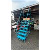 Image 1 : 10' PORTABLE STAIRCASE 7-STEPS
