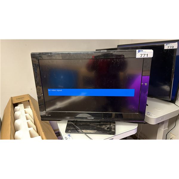 TOSHIBA 32AV502R 32" LCD TV WITH STAND