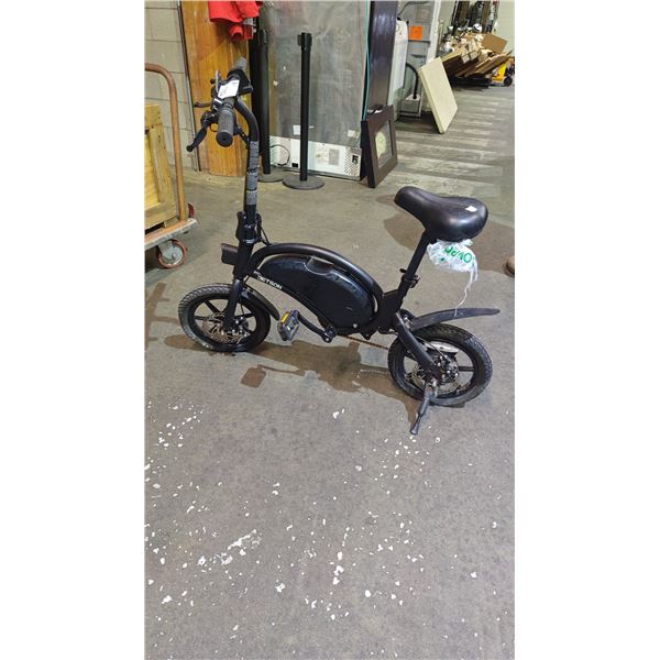 JETSON BOLT PRO E-BIKE WITH BATTERY *POWERS ON, THROTTLE ISSUES, NO CHARGER, UNKNOWN WORKING