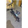 Image 2 : JETSON BOLT PRO E-BIKE WITH BATTERY *POWERS ON, THROTTLE ISSUES, NO CHARGER, UNKNOWN WORKING