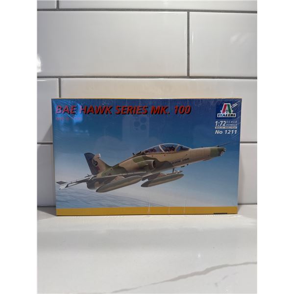 Italeri 1:72 scale BAE HAWK Series MK.100 sealed