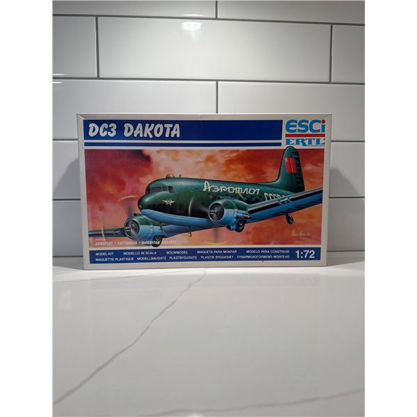 ERTL 1:72 scale Dc3 Dakota