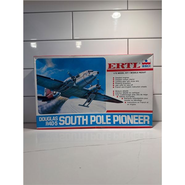 ERTL 1:72 scale Douglas South Pole Pioneer