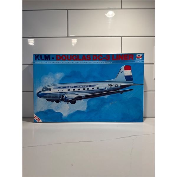 ESCI 1:72 scale KLM Douglas DC-3 Liner