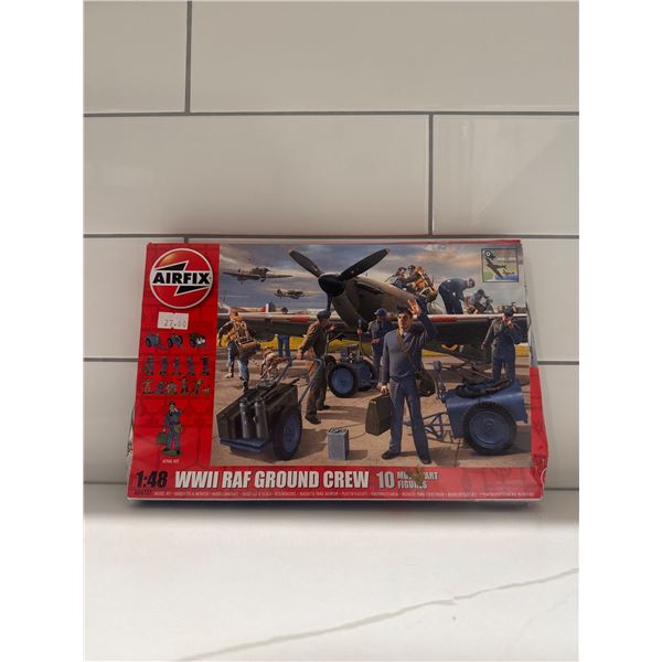 Airfix 1:48 scale WWII RAF Ground Crew Sealed
