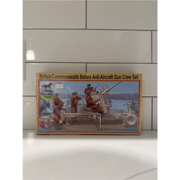 Bronco Models 1:35 scale British/CommonWealth Bofors Anti Aircraft Gun Crew Set
