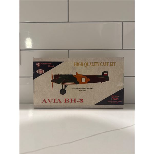 Professinal Model 1:48 scale Avia BH-3