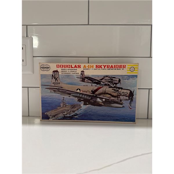Paramount 1:70 scale Dougs A-1H SkyRaider