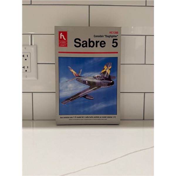 Hobby Craft 1:72 scale Sabre 5