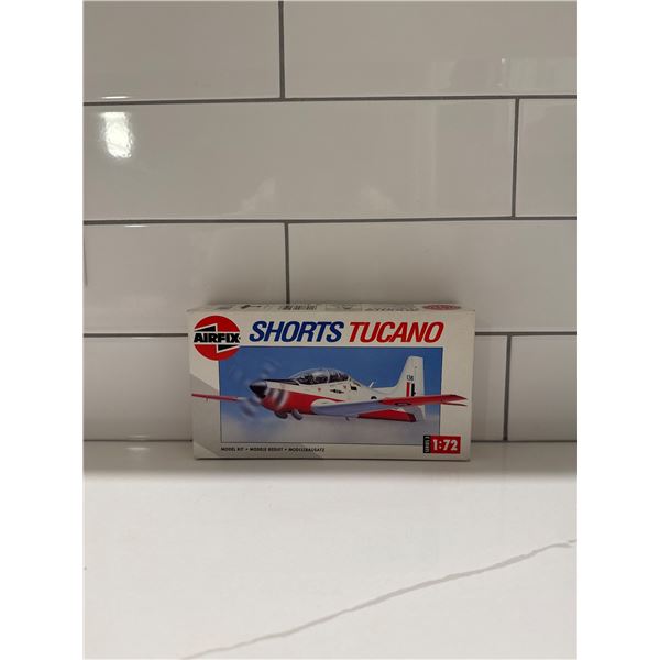 Airfxix 1:72 scale Shorts Tucano