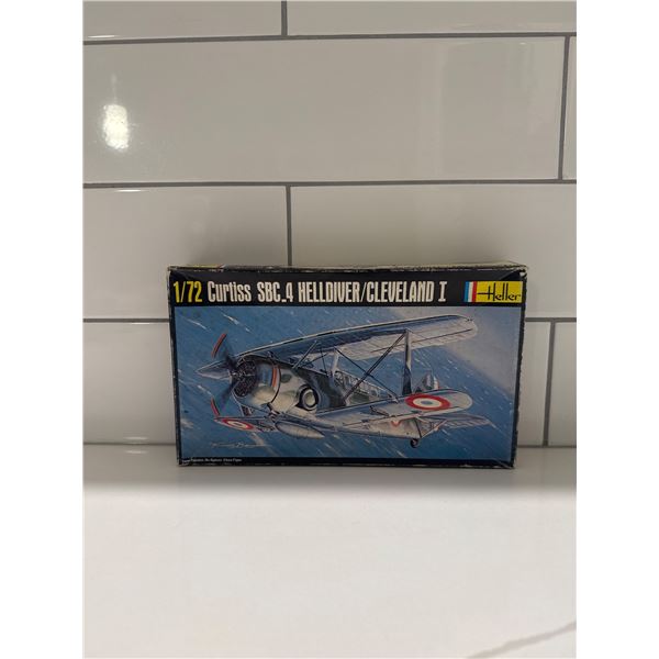 Heller 1:72 scale Curtiss SBC.4 Helldiver/Cleveland I