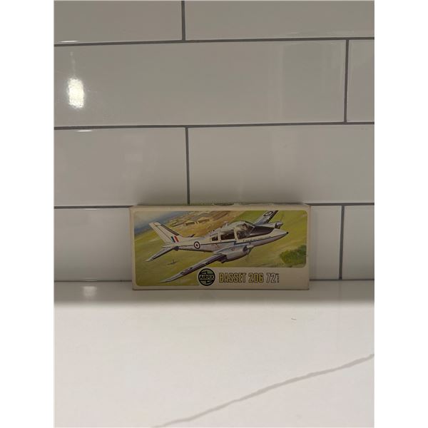 Airfix 1:72 scale Basset 206