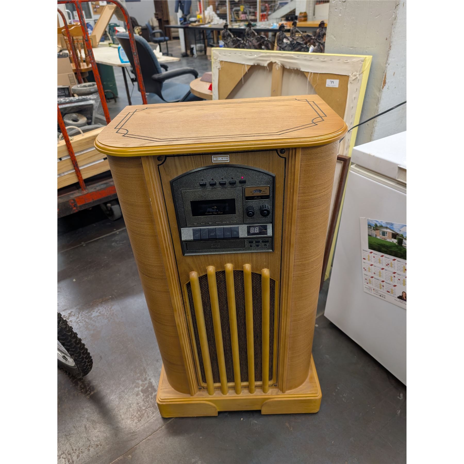 Curtis RCD836 All in one Stereo System Modern Made to look Like Old Radio