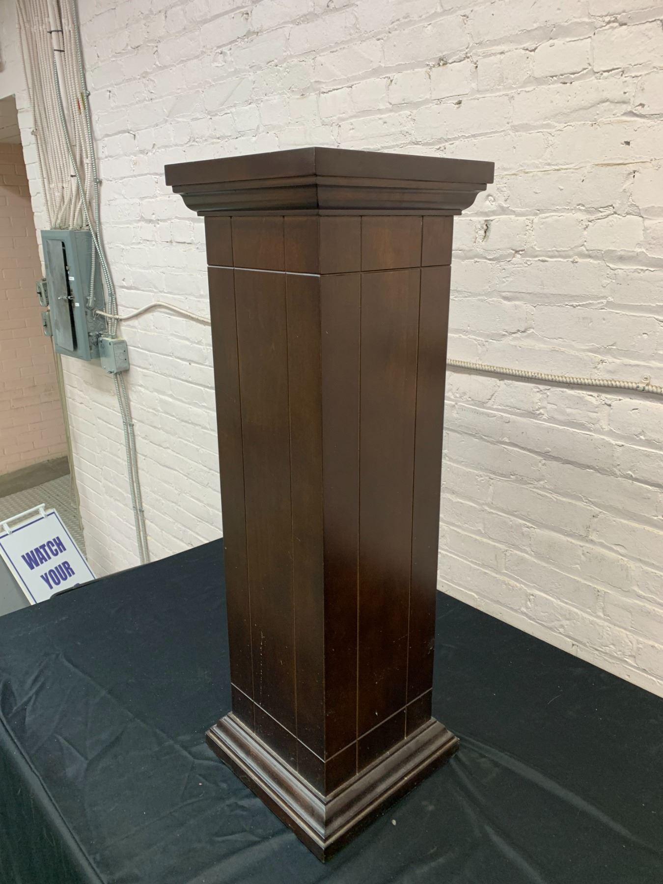 Wooden Pedestal Pillar 3ft x 1ft x 1ft