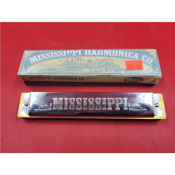 Regal Mississippi Harmonica Co. Harmonica