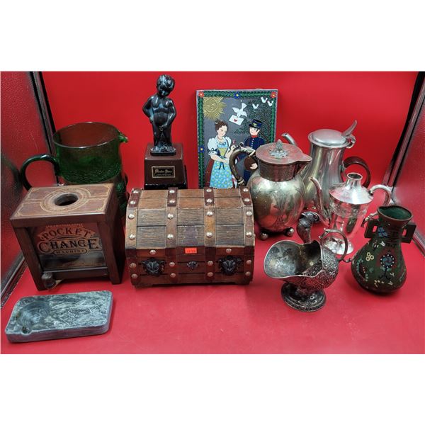 VTG Serving Ware & Collectible Lot w/ The Original Pocket Change Machine, Liquid Dispenser, & More