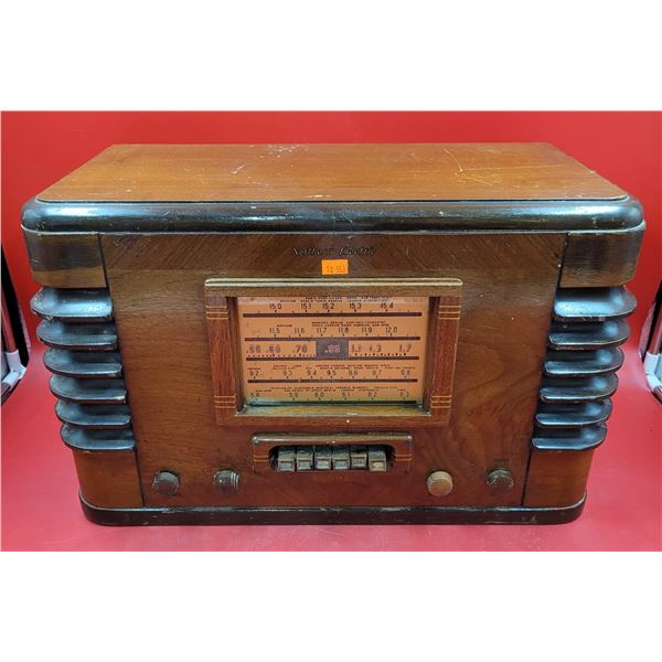 VTG Northern Electric Tube Radio