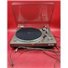 Image 1 : Akai AP-1000 Turntable/Record Player
