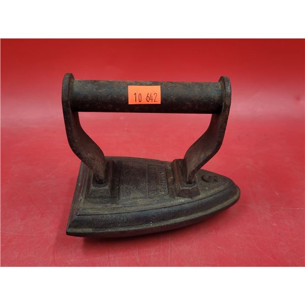 Antique Silvesters Cast Iron Sad Iron