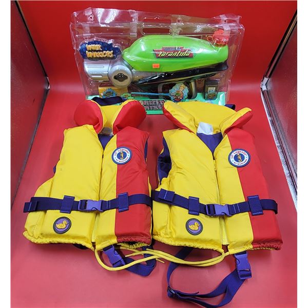 Motorized Tarantula Water Gun & 2 Youth Life Jackets