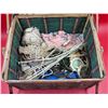 Image 4 : Vintage Sewing Basket With Assorted Sewing Accessories