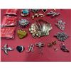Image 2 : Vintage Pins & Brooches: Coca-Cola, "R", Bow, Starfish/Shell, & More