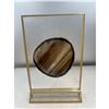 Image 1 : 3.9 INCH NATURAL AGATE SLICE WITH STAND