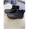 Image 1 : AS NEW DR. MARTENS AIR CUSHIONED SOLE SIZE 9 BLACK LEATHER BOOTS
