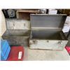 Image 3 : 4 METAL TOOL BOXES