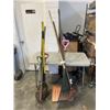 Image 1 : 2 BUNDLES ASSORTED GARDEN TOOLS