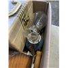 Image 3 : BOX OF VINTAGE MISC ITEMS