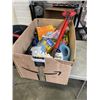 Image 2 : BOX OF SHAMPOO AND CLEANING SUPPLIES