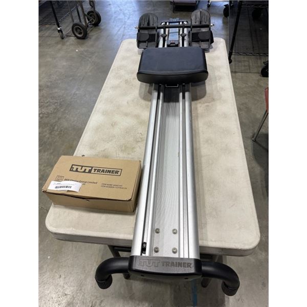 TUT ROWING MACHINE W/ EXTRA BANDS