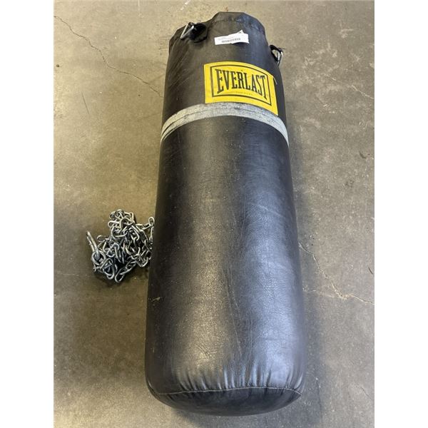 EVERLAST PUNCHING BAG