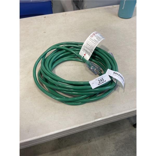 AS NEW 25FT GREEN 3 WIRE INDOOR OUTDOOR LIGHTED EXTENSION CORD, 12AWG