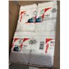 Image 3 : NEW CASE OF WYPALL X60 WASHCLOTHS, 12.5 X 10 INCH EACH, 560 TOTAL CLOTHS