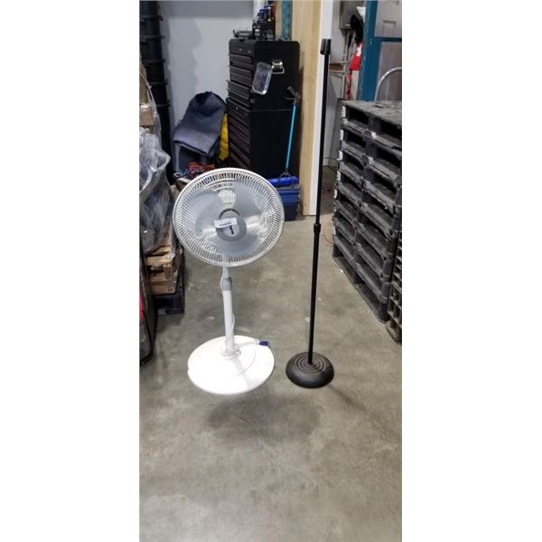 AIR KING FLOOR FAN AND MICROPHONE STAND