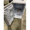 Image 2 : DANBY DESIGNER BAR FRIDGE